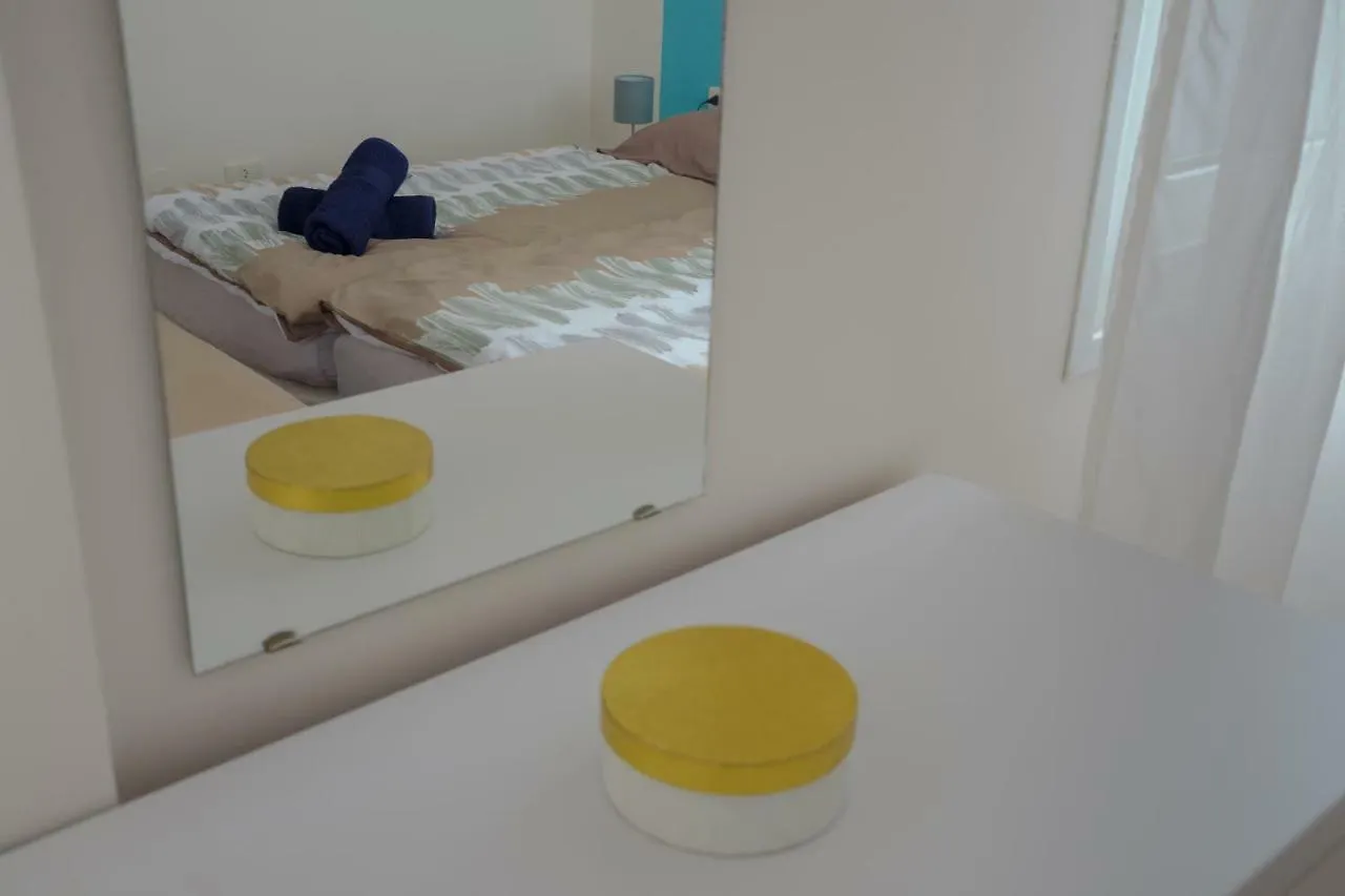 Piso Paraiso La Nea Radazul
